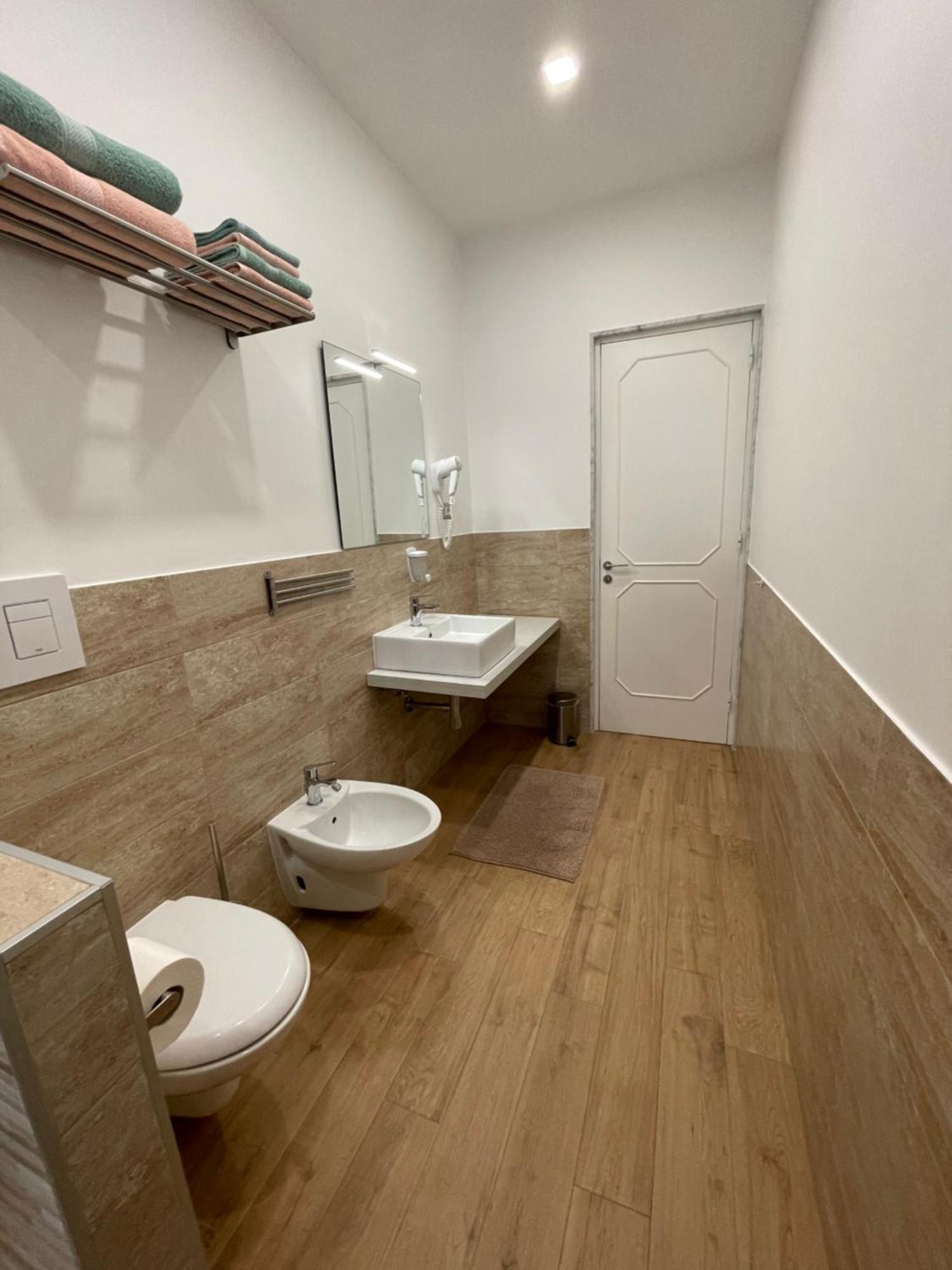 Casa Calo' Apartment Бишелие Екстериор снимка